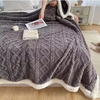 Koc Grafitowy 160x200 Sweterek Baranek dwustronny Sherpa – wyjątkowo miękki i przytulny